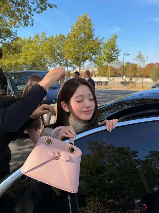 / Jang Wonyoung Instagram