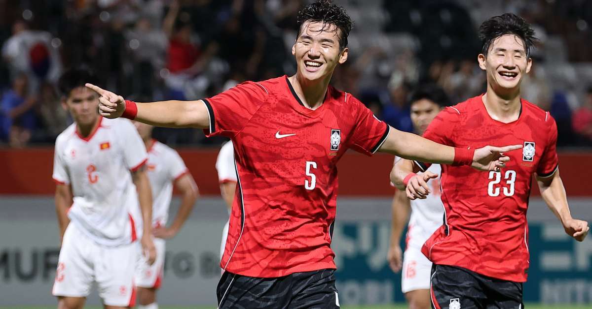 25일 일본 나고야 미즈호 공원 럭비경기장에서 열린 2026 아이치·나고야 아시안게임 남자 축구 8강 한국과 베트남의 경기. 한국 김지수가 후반전 팀 두번째 골을 넣고 기뻐하고 있다. / 연합뉴스