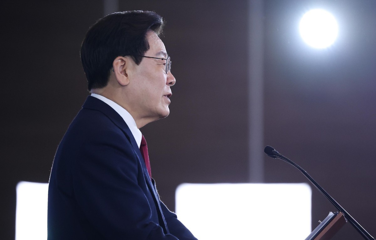 이재명 대통령이 24일(현지시각) 멕시코 멕시코시티 한 호텔에서 열린 동포 간담회에서 발언을 하고 있다. / 뉴스1