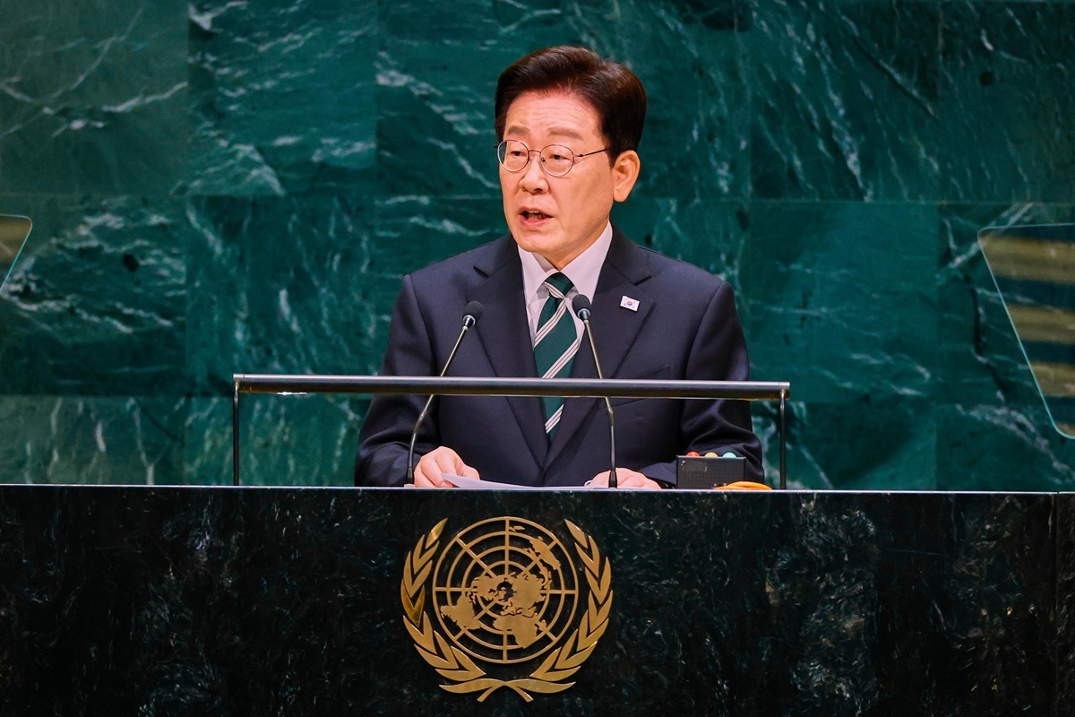 이재명 대통령이 22일(현지 시각) 미국 뉴욕 유엔본부에서 열린 제81차 유엔총회에서 기조연설을 하고 있다. / 뉴스1