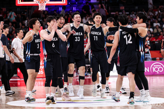 12년 만에 아시안게임 금메달을 딴 한국 남자농구 대표팀./2026 아이치-나고야 아시안게임 조직위 제공