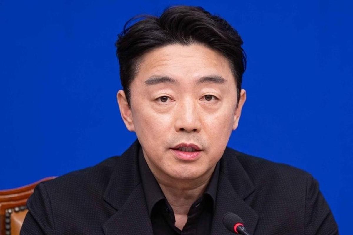 출처:더불어민주당 홈페이지