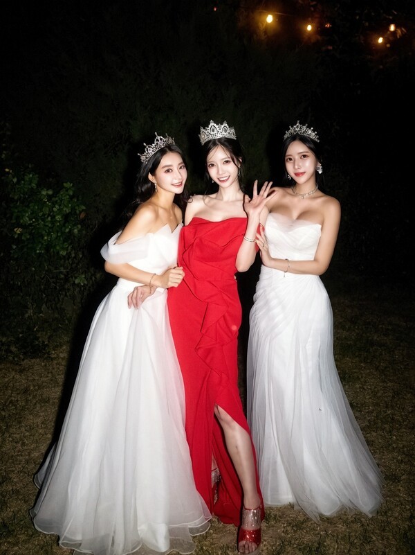 모델 한민영과 이은서, 김세라. SNS 갈무리