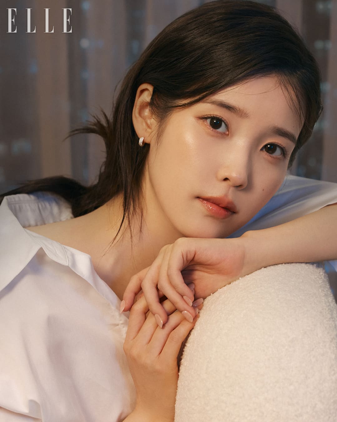 '나른한' 아이유 [화보]