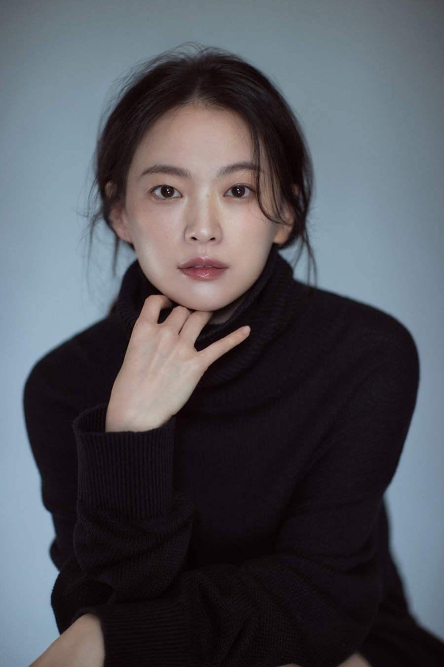 천우희, 한층 더 깊어진 분위기…고혹적 매력 담은 새 프로필 공개