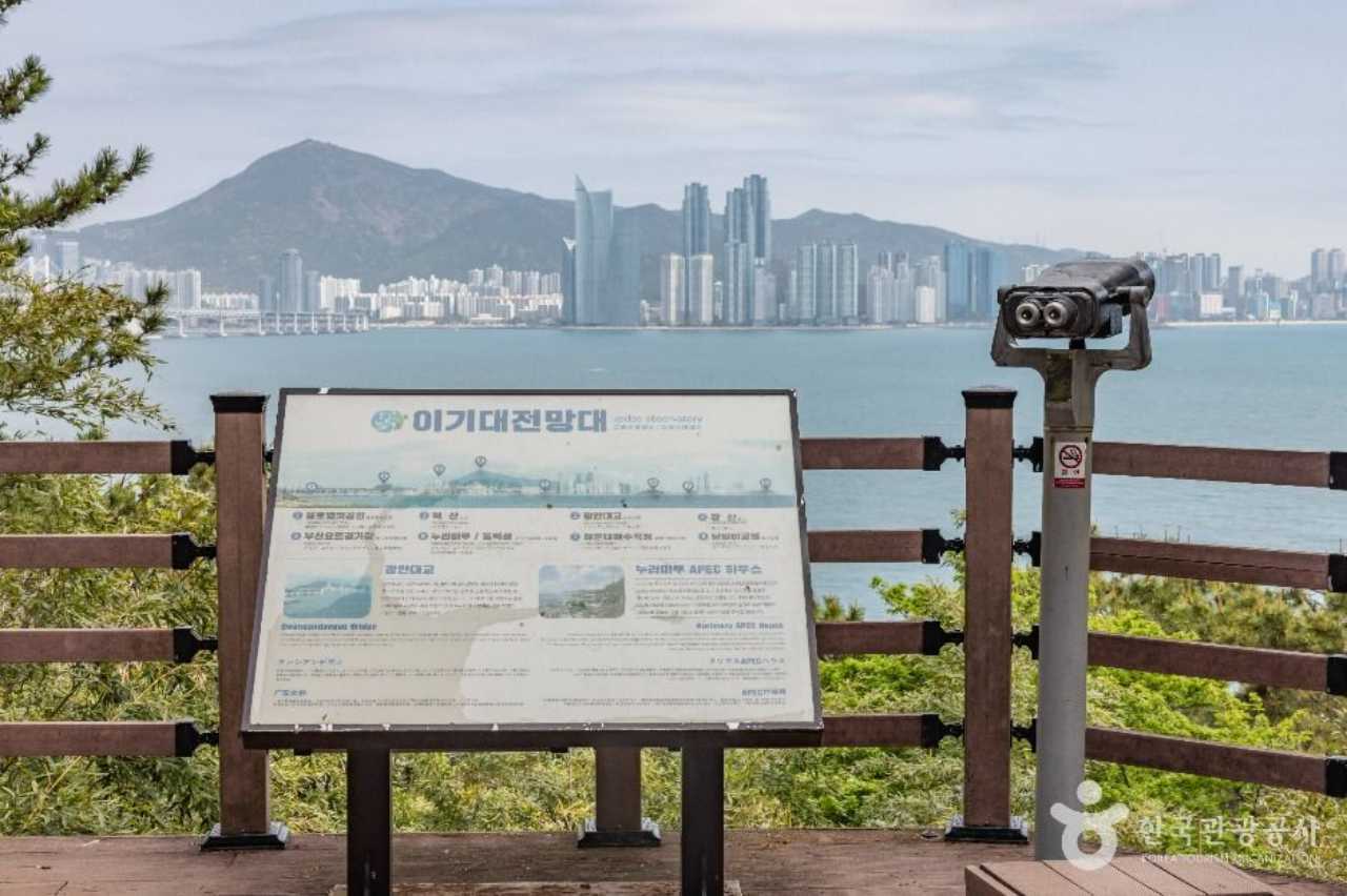 이기대 전망대에서 바라본 전망 / 사진=한국관광공사