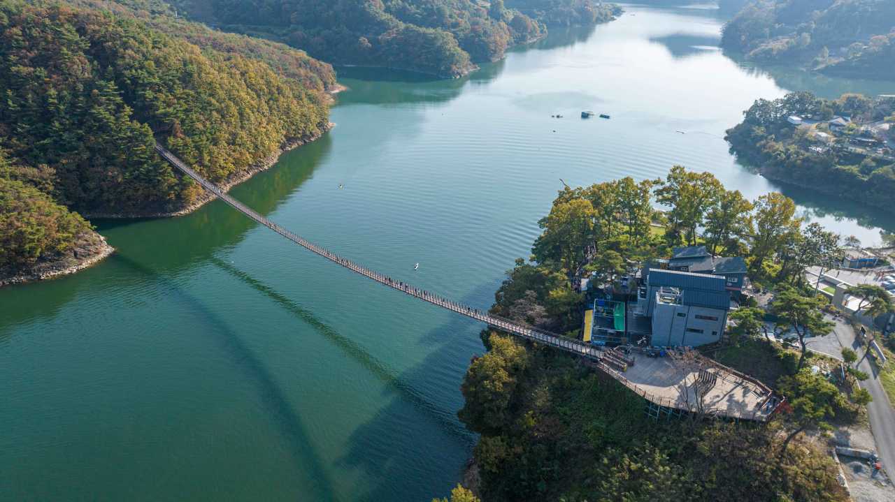 옥순봉 출렁다리 / 사진=한국관광공사 포토코리아@김지호