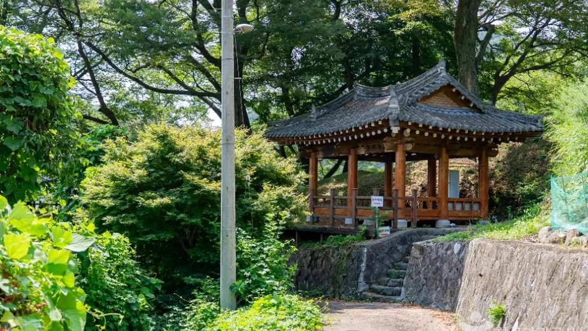 덕재산