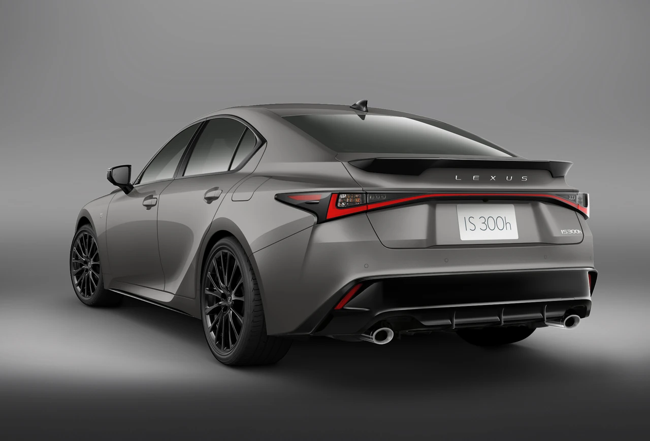 렉서스 IS / 토요타