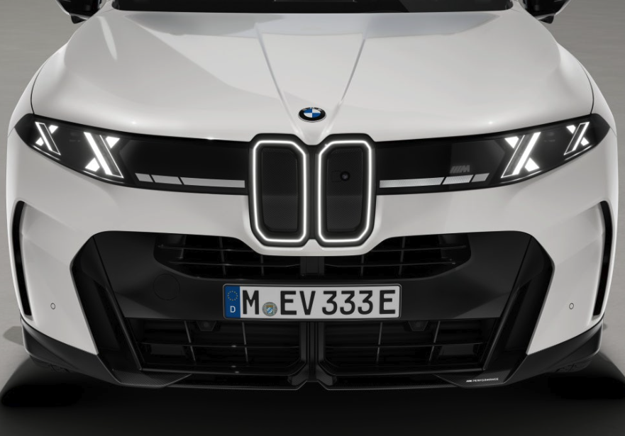신형 BMW X5 M 퍼포먼스 파츠 공개& 550L 루프박스 추가