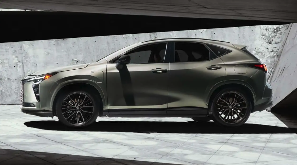 2027 렉서스 NX 부분변경 공개 이전과 달리진점과 326마력 PHEV 특징정리