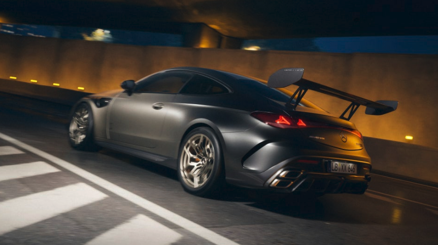 메르세데스 AMG CLE 646 공개 646마력 V8 30대 한정