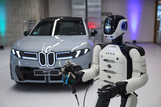 BMW 라이프치히 공장 휴머노이드 로봇 AEON 투입된다?