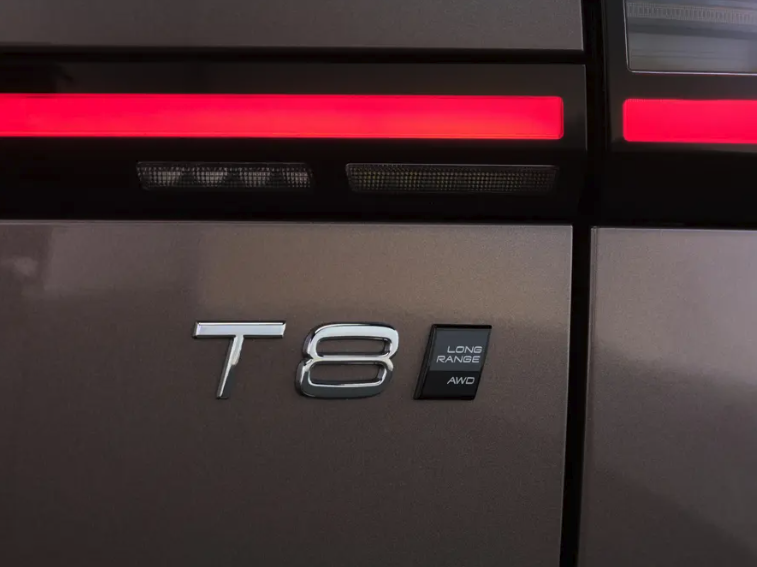 배터리 2배 커졌다 볼보 XC60 & XC90 개선모델 공개