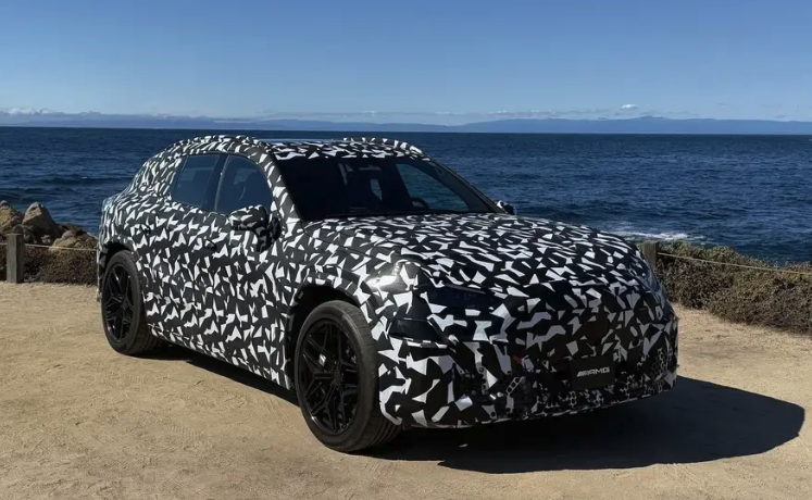 메르세데스 AMG GT SUV 10월 17일 공개 1000마력 넘을까