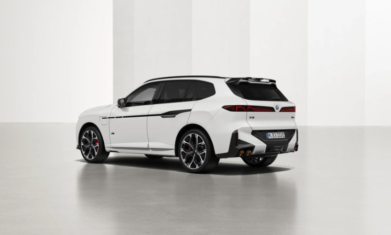 신형 BMW X5 M 퍼포먼스 파츠 공개& 550L 루프박스 추가