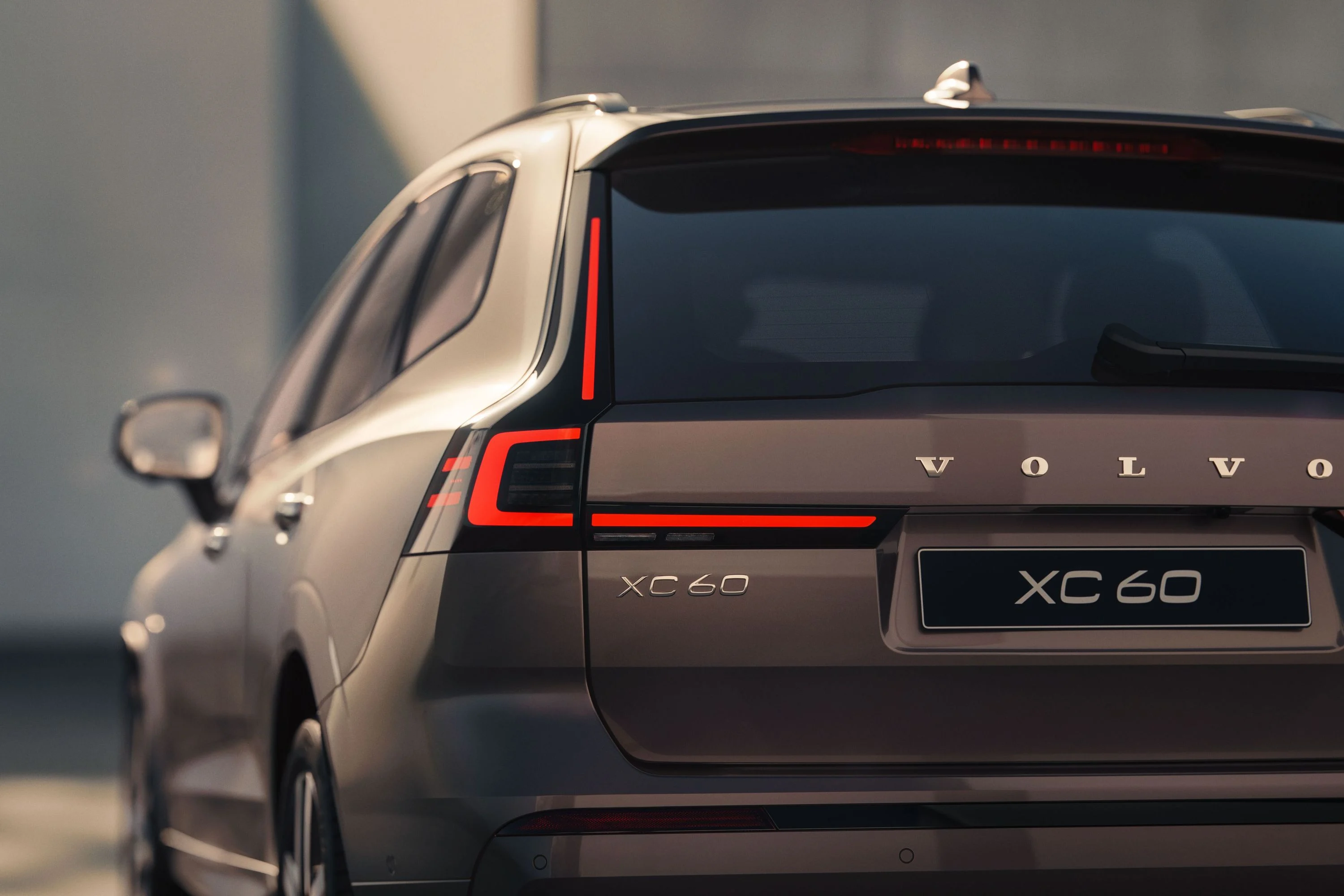 배터리 2배 커졌다 볼보 XC60 & XC90 개선모델 공개