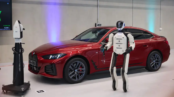 BMW 라이프치히 공장 휴머노이드 로봇 AEON 투입된다?