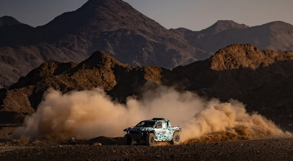 토요타 DKR GR FC Hilux 수소 연료전지 다카르 참가