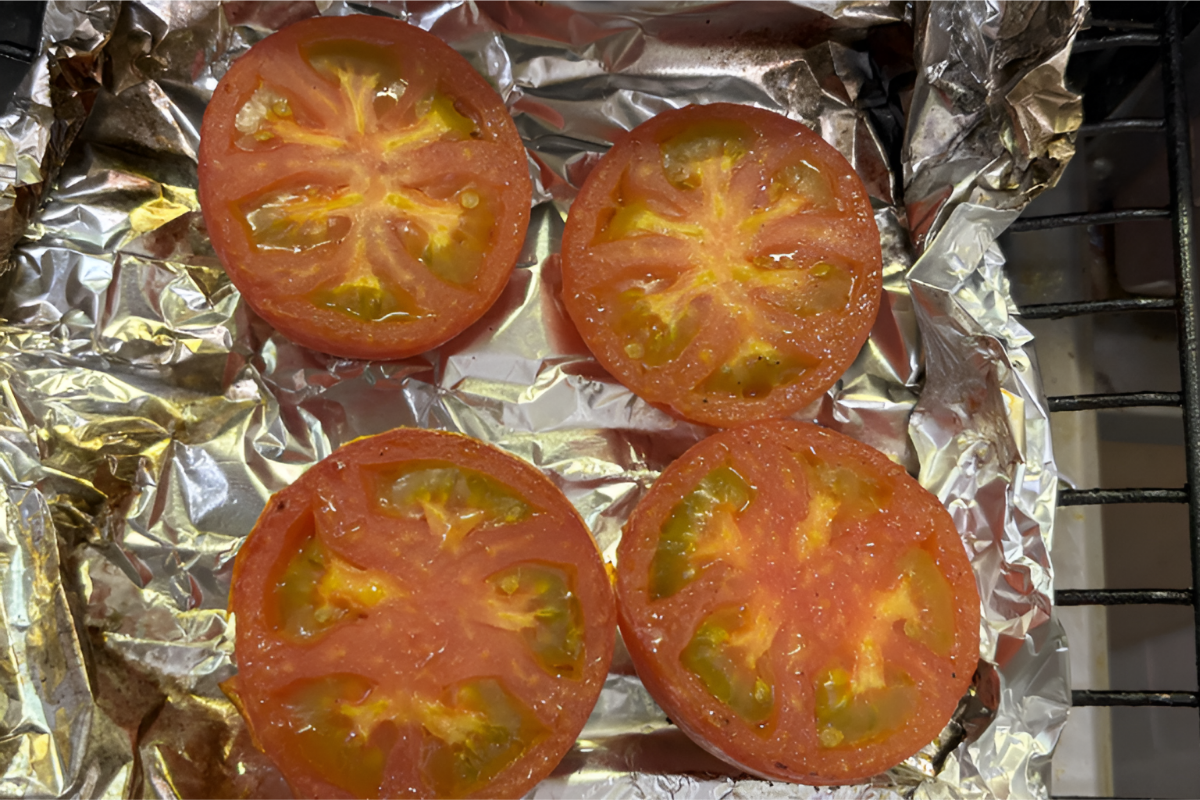 썰어놓은 토마토 / 온라인 커뮤니티