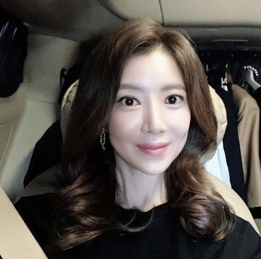 배우 윤세아 SNS