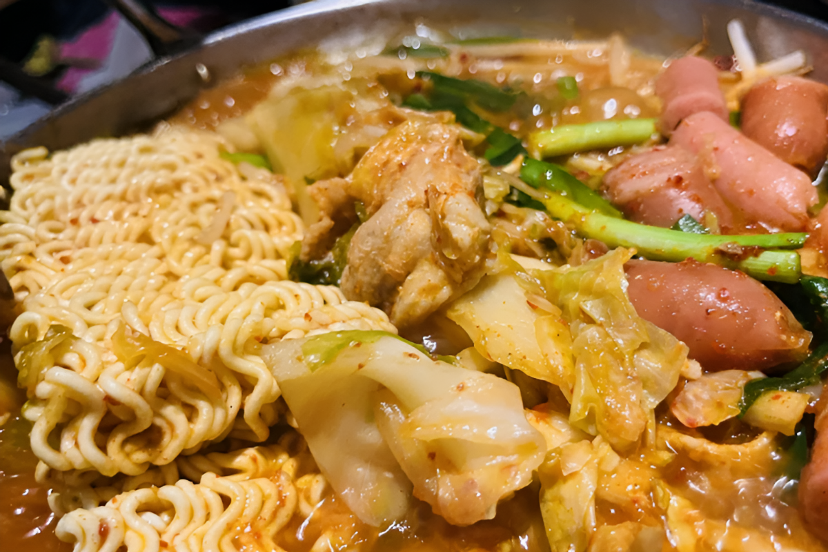 부대찌개 사진 / 온라인 커뮤니티
