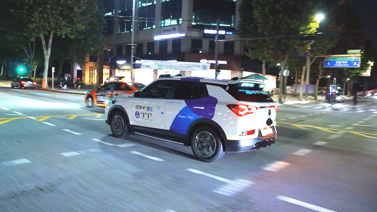 미국은 로보택시 2천만회 운행... 한국 자율주행, 3년째 '이것'에 발목 잡혔다 2 한국 자율주행 기술 정부 R&D 예산 43% 감소