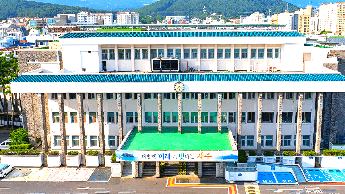 전기차 사려다 멈칫... 제주 전기차 보조금, 8월에 벌써 소진? 1 제주도 전기차 보조금 확대