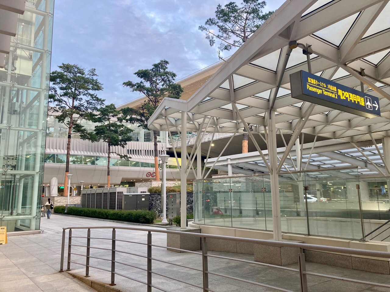 인천국제공항 제2여객터미널 주차장 방향 실제 사진