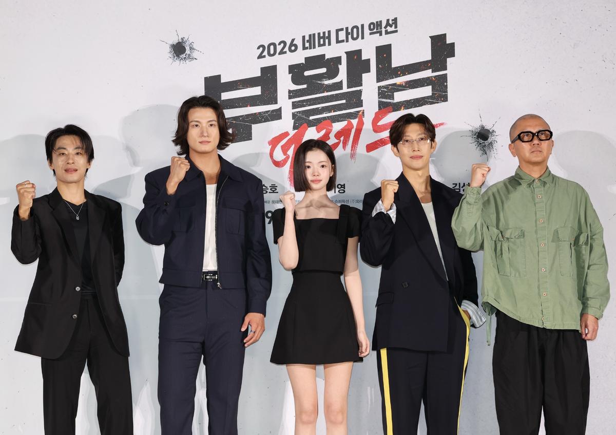 영화 '부활남' 제작 보고회
배우 구교환(왼쪽부터), 신승호, 김시아, 강기영, 백종열 감독 [연합뉴스 자료사진]