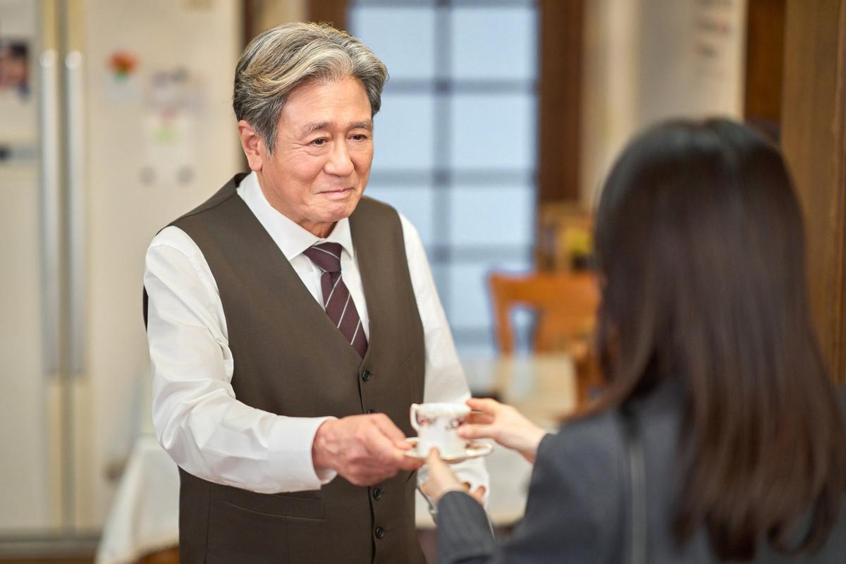 〈인턴〉