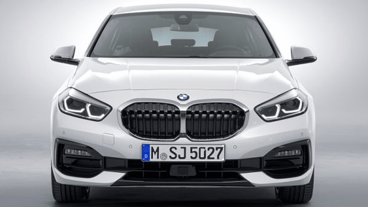 BMW 120 / 사진=BMW