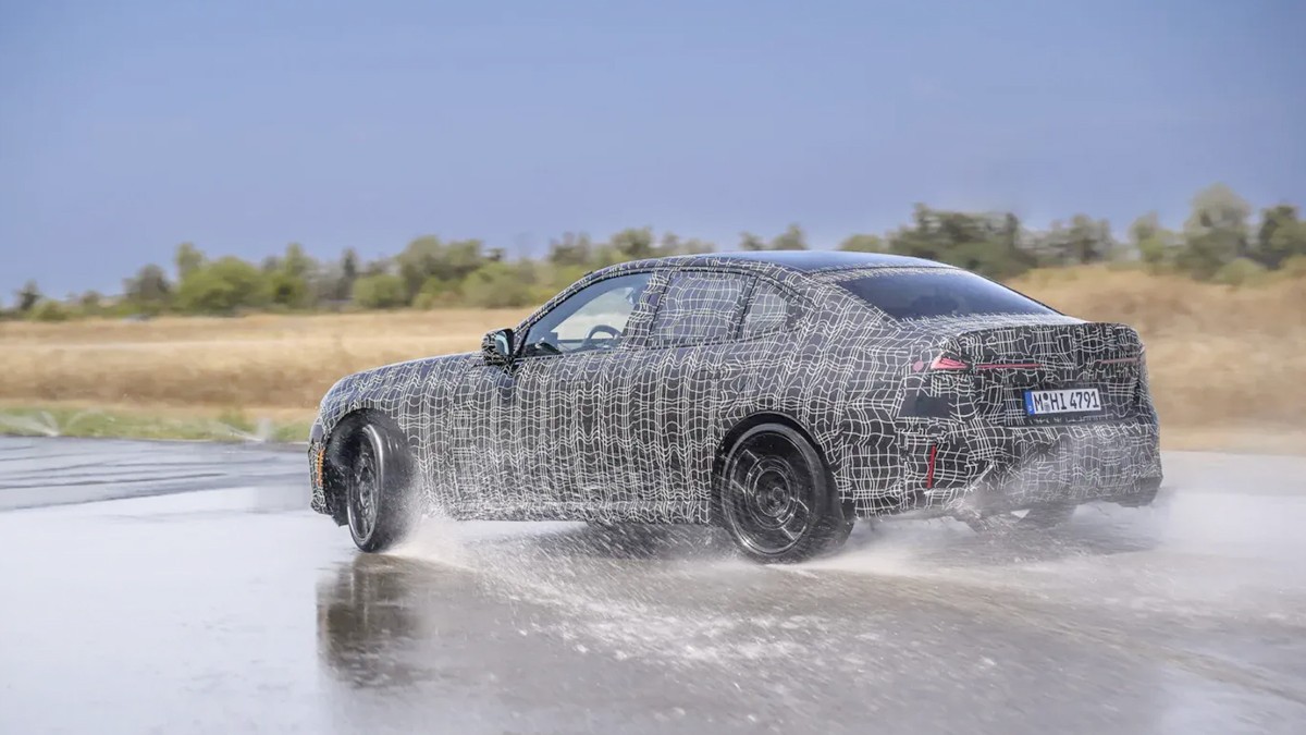 BMW 3시리즈 테스트카 스파이샷 