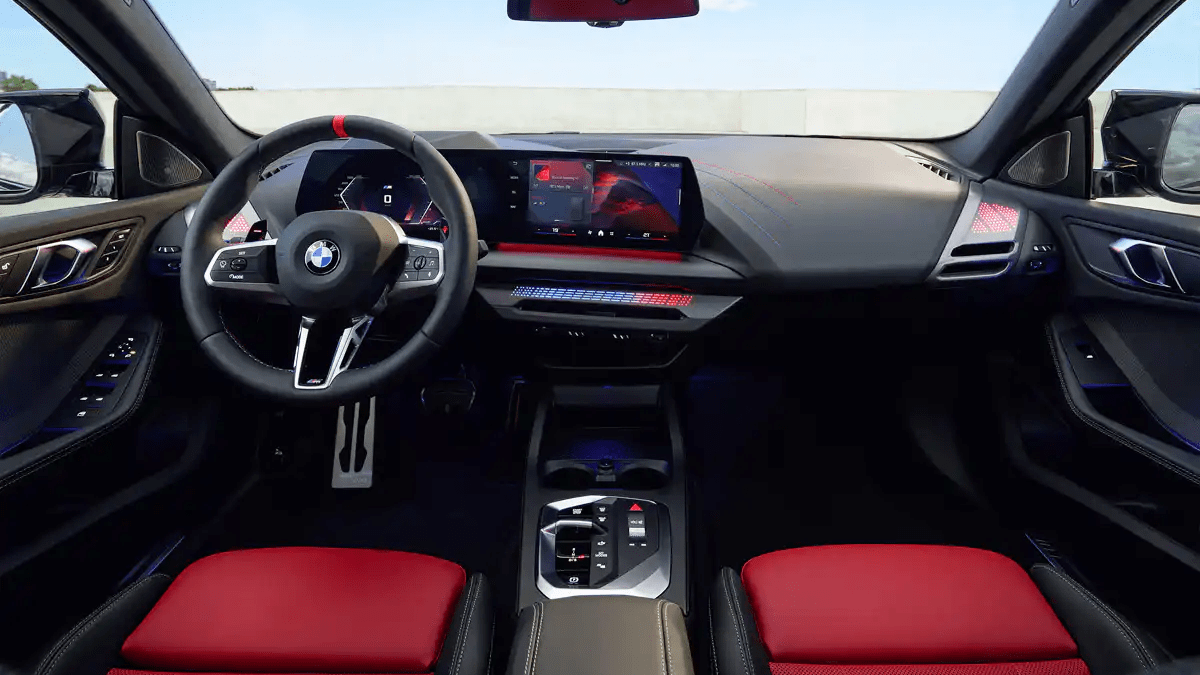 BMW M235 xDrive 그란 쿠페 실내 / 사진=BMW