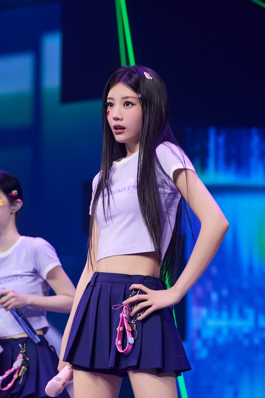 아일릿, 콘서트 통해 '체포하겠어' 무대 첫 선…'활동 중단' 모카 챌린지 동참