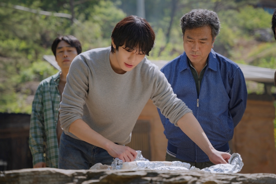 사진 제공: SLL, ㈜비에이엔터테인먼트, 영화사두중