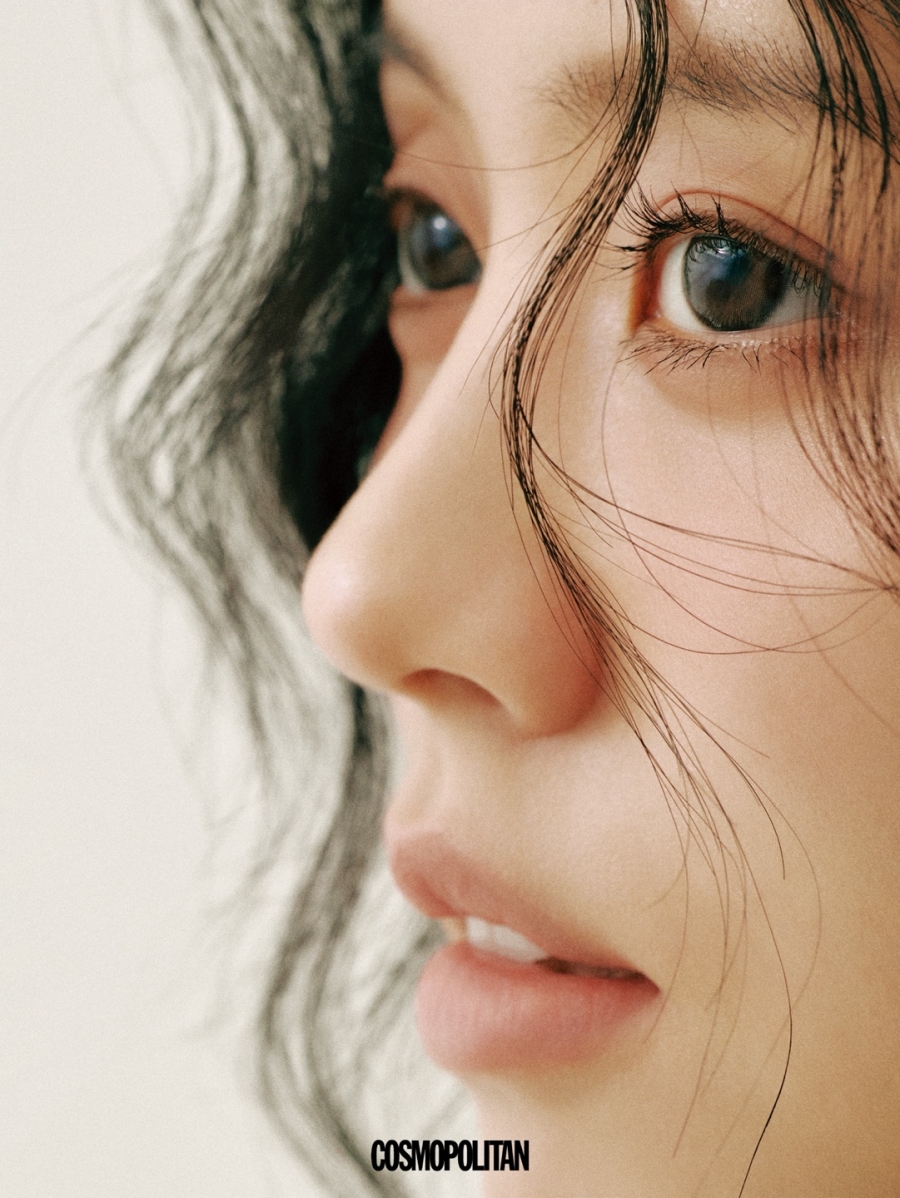 김소현, 어깨 라인이 왜이렇게 예뻐…미모박사 [화보]