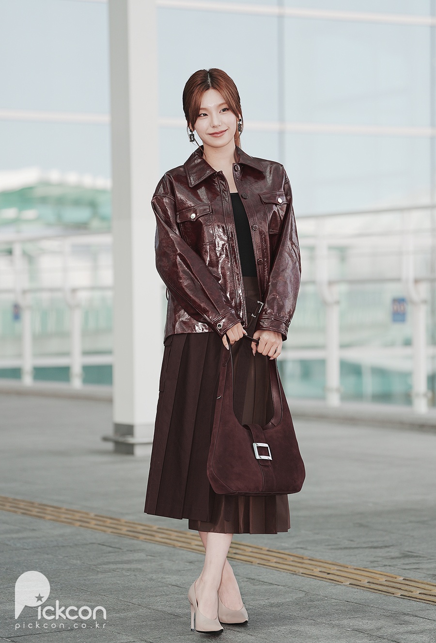 ITZY 예지, 버건디로 물든 가을 여신 (포토)