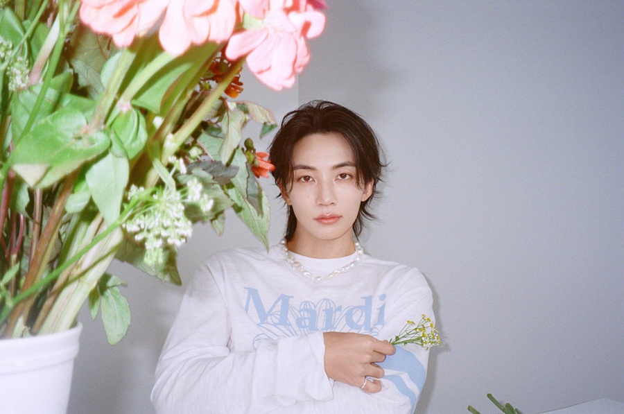 세븐틴 정한, 마르디 메크르디 첫 남성 앰버서더 발탁…글로벌 활약 예고 