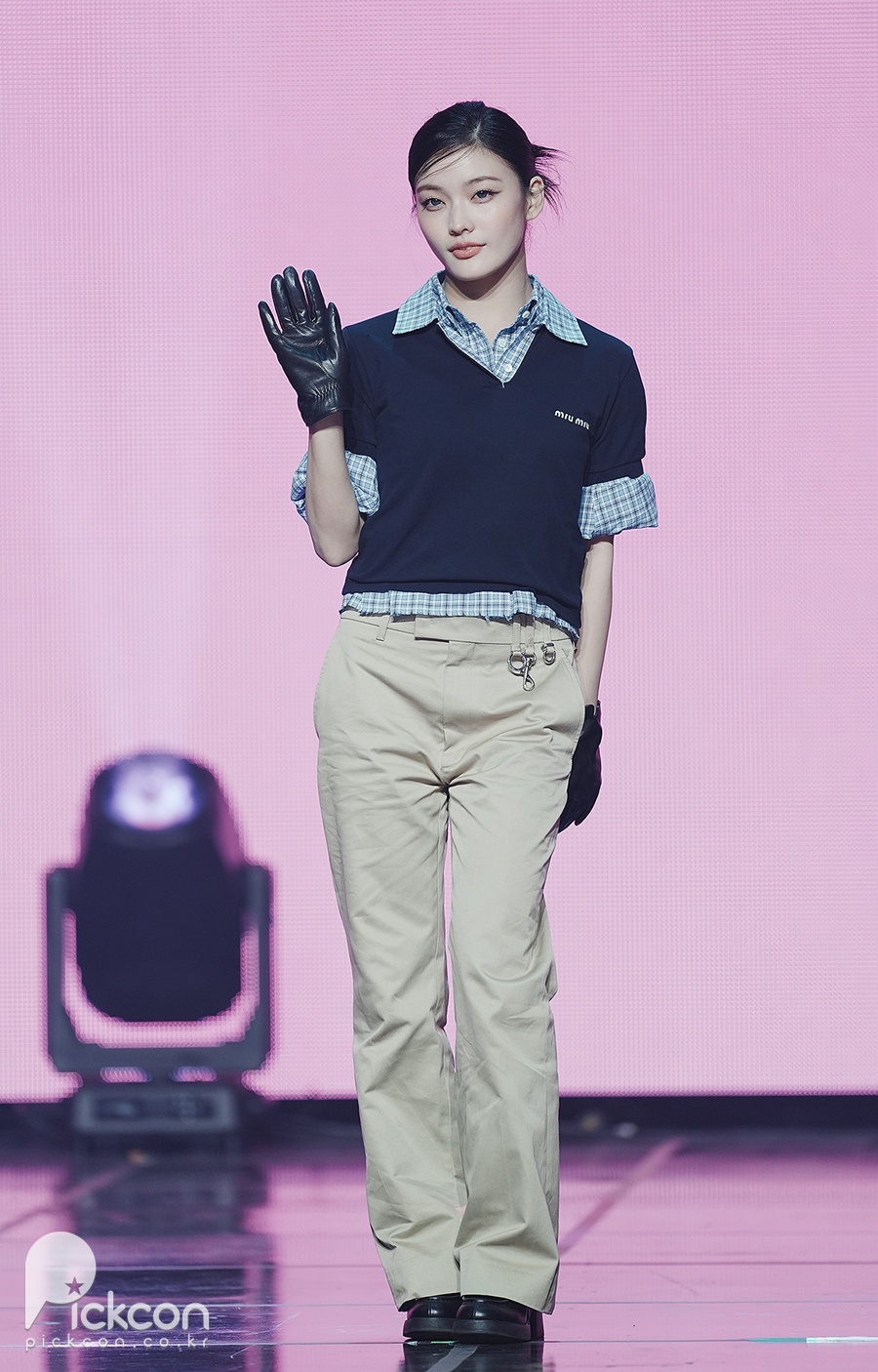 아일릿 이로하, 제대로 각 잡힌 포즈 (포토)