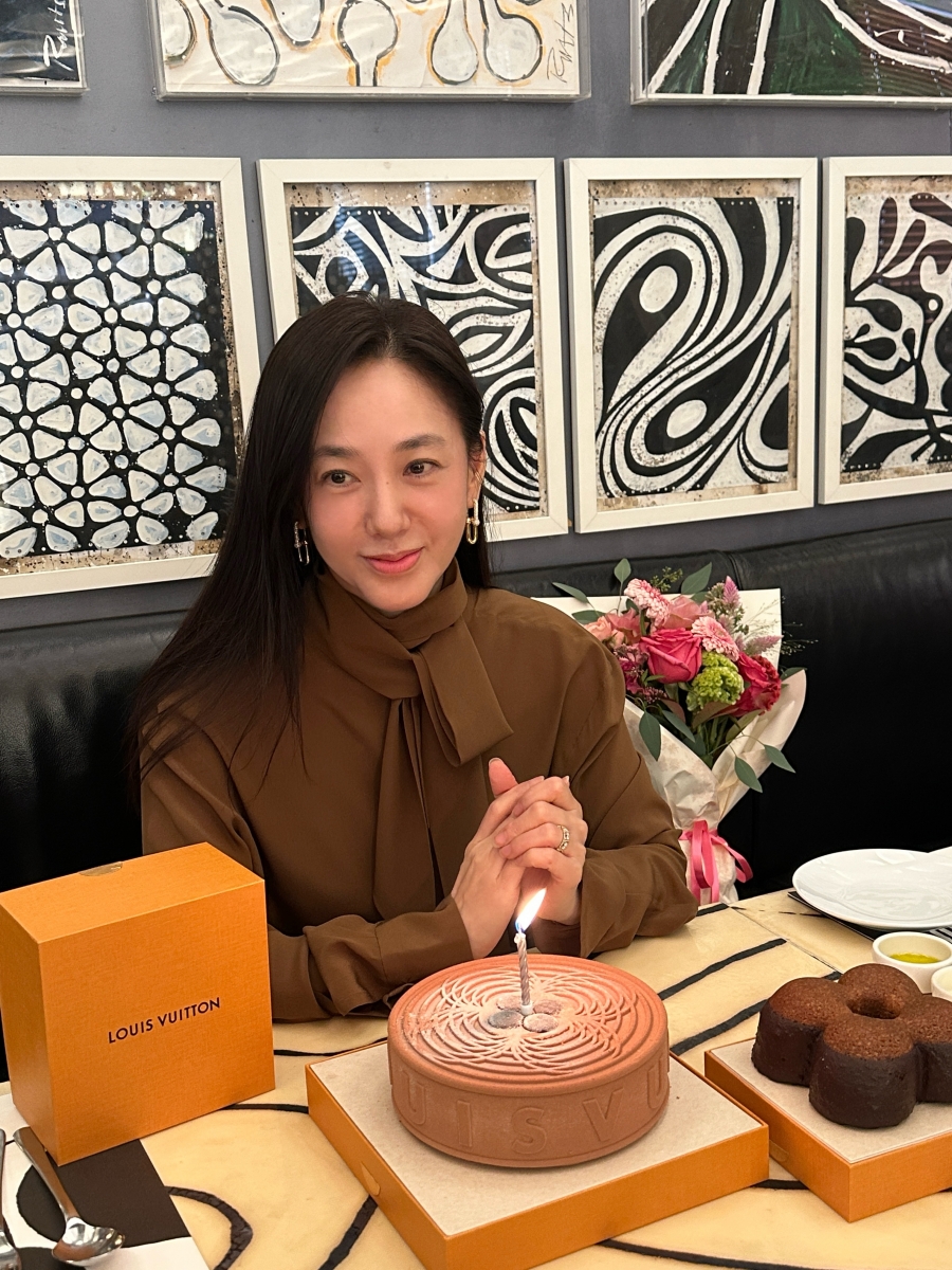 '1300억 CEO♥' 박주미, '54세' 안 믿기는 미모 \
