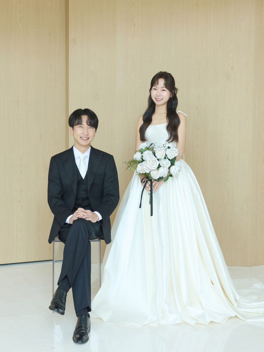 '나솔' 26기 영수♥영숙, 웨딩화보 공개 \