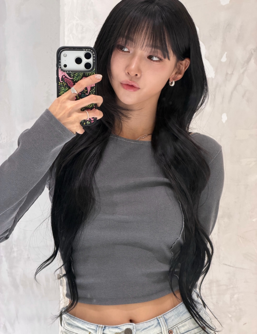 '육상 카리나' 김민지, 트랙 위에서 제일 멋져…도드라진 복근에 '깜짝'