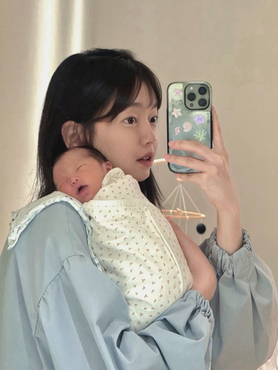 사진: 강아랑 인스타그램