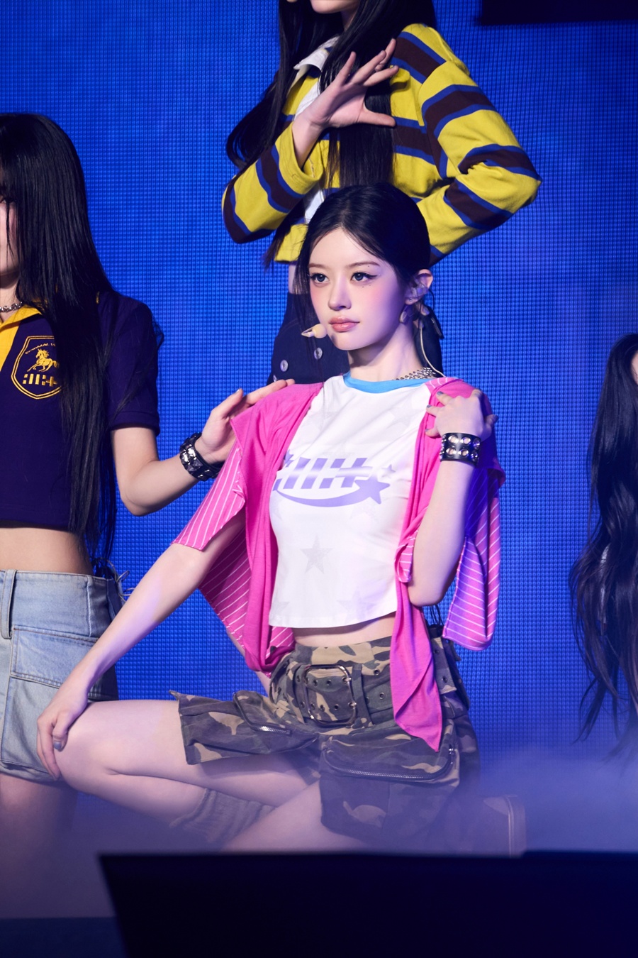 아일릿, 콘서트 통해 '체포하겠어' 무대 첫 선…'활동 중단' 모카 챌린지 동참