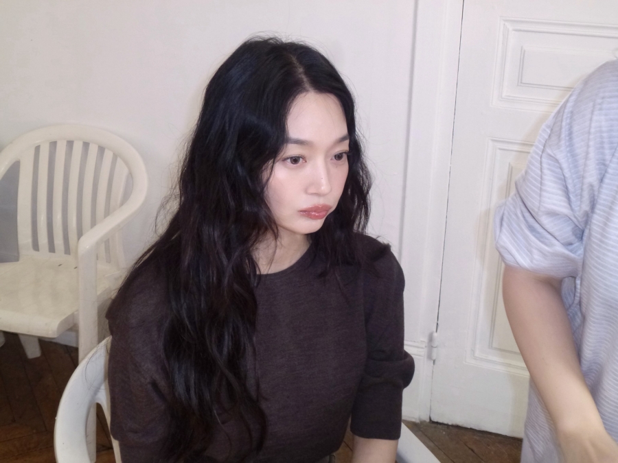 신민아, 김우빈 부러워지게 하네…에펠탑 앞 투머치 러블리 황후