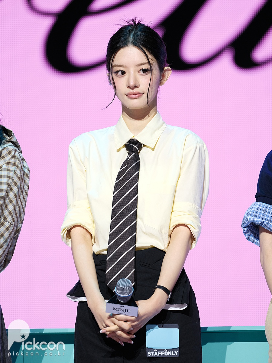 아일릿 민주, 체포 당하고 싶은 비주얼 (포토)