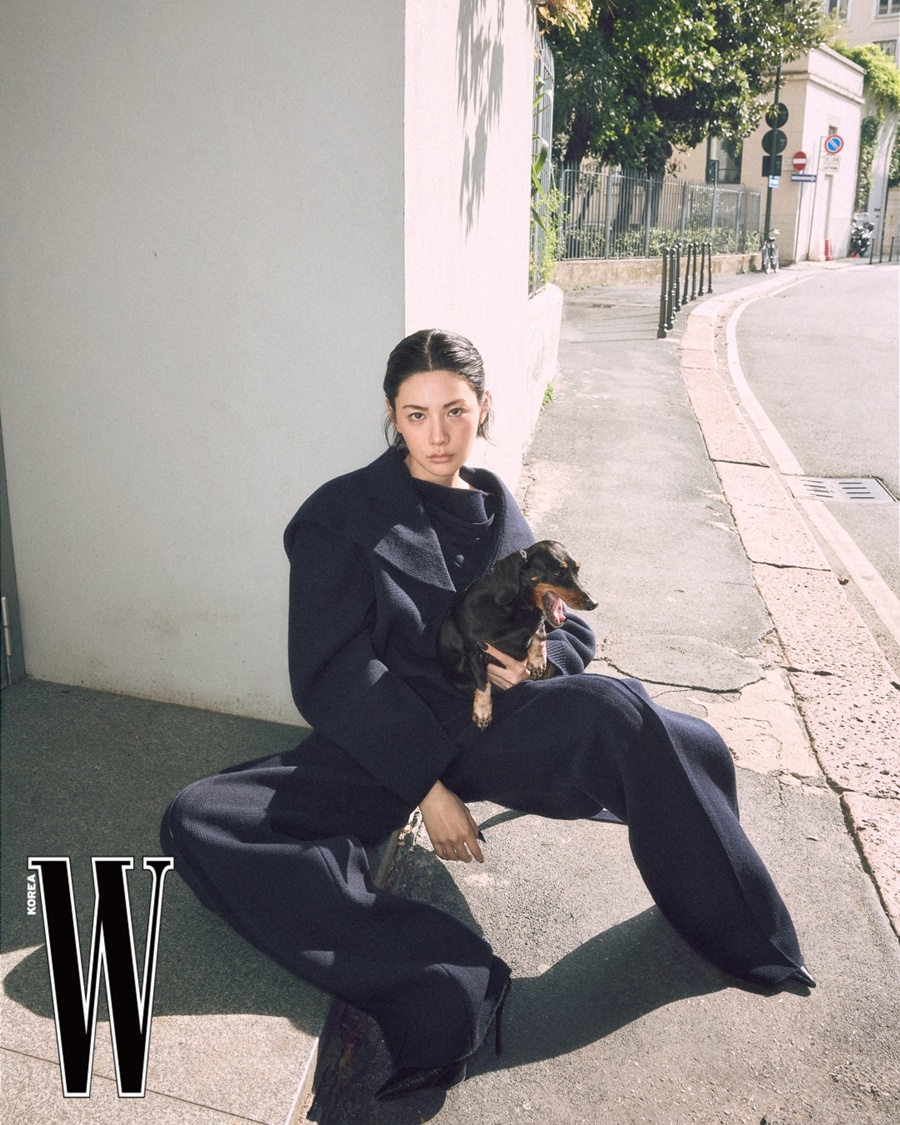 '탑♥' 나나, 독보적 비율로 완성한 감각적 스타일 [화보]