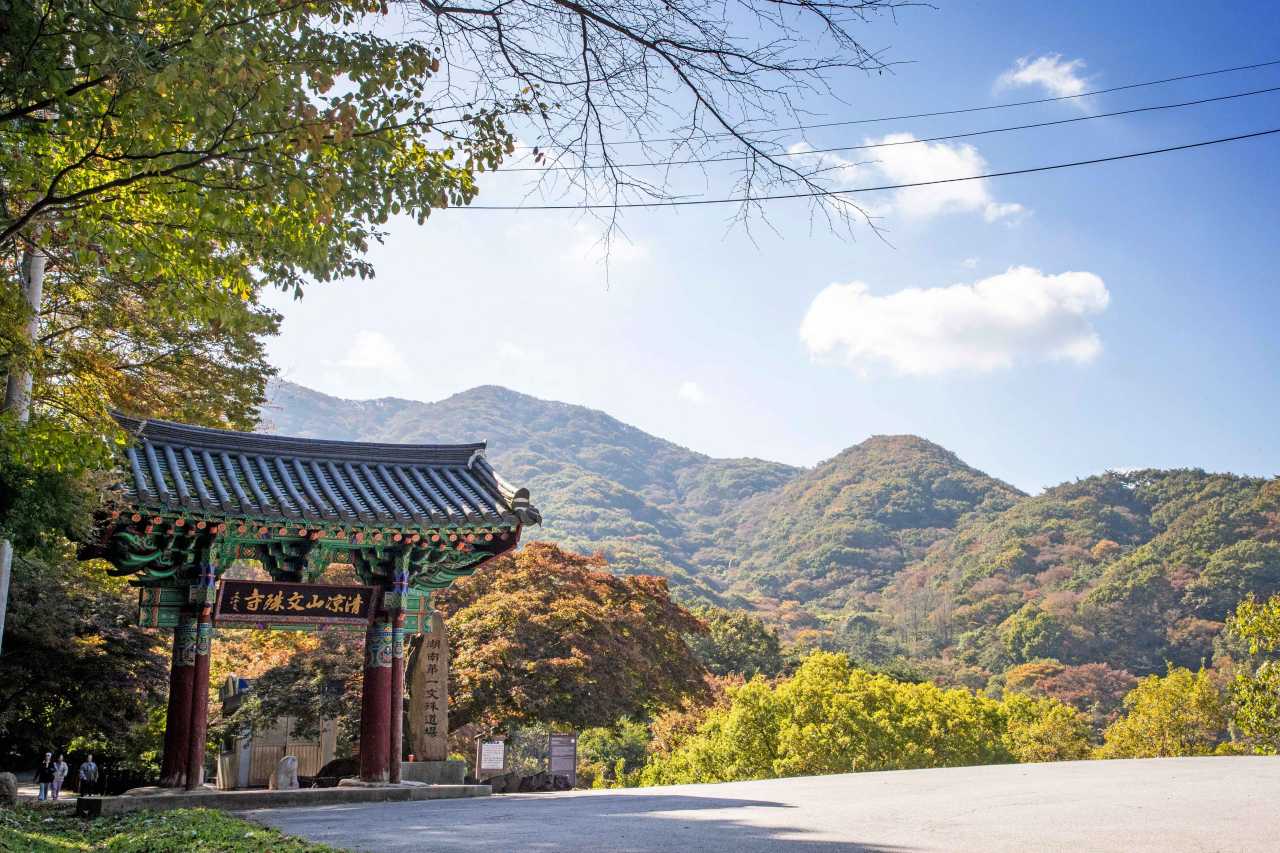 문수사 단풍 / 사진=한국관광공사 포토코리아@이범수