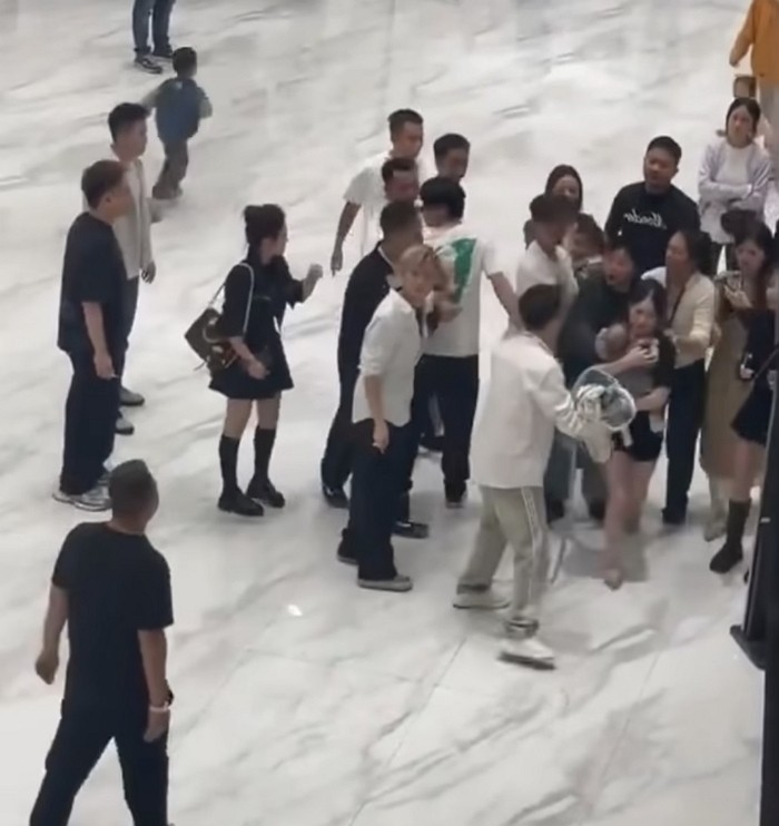 [사진=X·중화망 홈페이지]